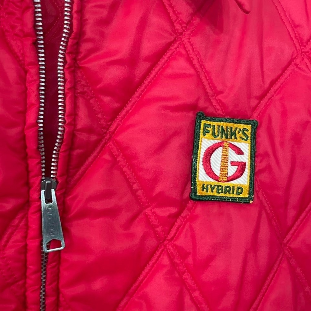 Vintage 1970s quilted jacket with embroidered patch - Picture 3 of 5